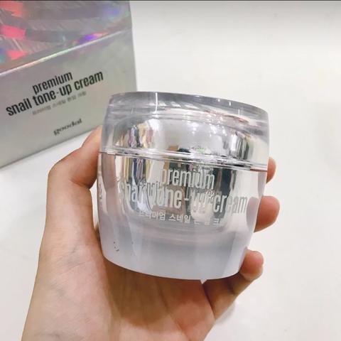 V7素颜霜重塑自然美，最新版秘密武器