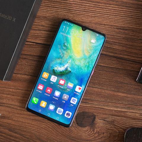 华为最新版手机款式及特性揭秘，哪款新品最亮眼？