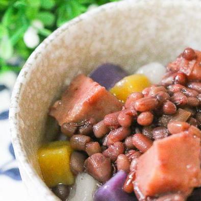 最新冷饮小吃，夏日清凉美食探索