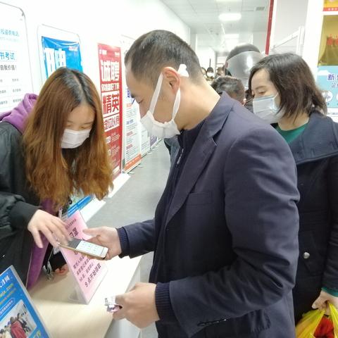 塑料模具师傅最新招聘启事,塑料模具师傅最新招聘