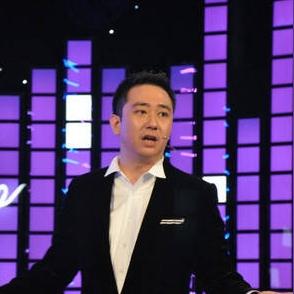 80后脱口秀更新，聚焦时代热议，展现年轻活力