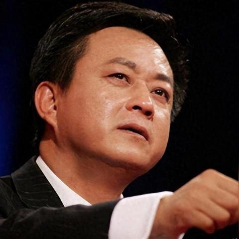 阎维文最新采访报道揭秘，他的音乐人生与成长之路